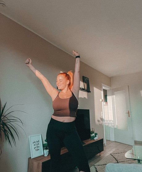 Nagie wyciekłe zdjęcie OnlyFans od Sarah Neuhaus