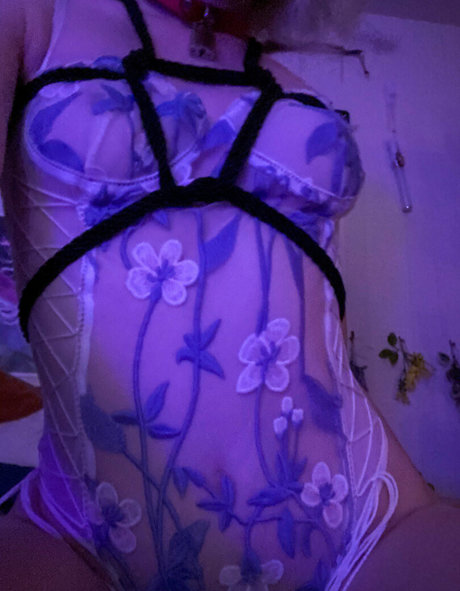 Nagie wyciekłe zdjęcie OnlyFans od Ellechu