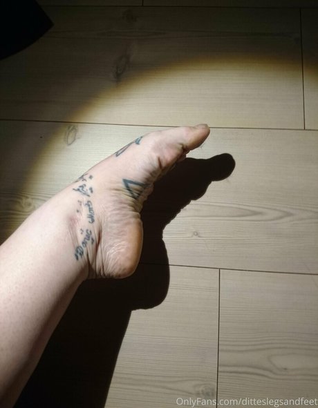 Ditteslegsandfeet