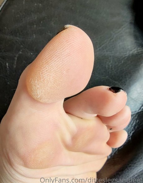 Ditteslegsandfeet
