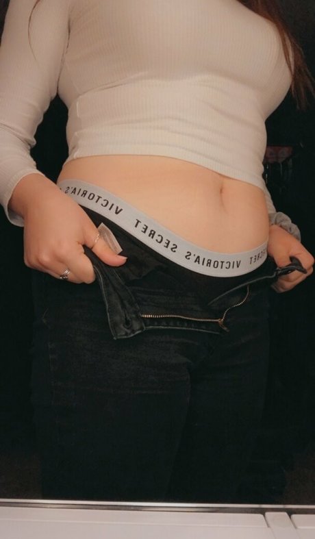 Nagie wyciekłe zdjęcie OnlyFans od Kittykimxxfree