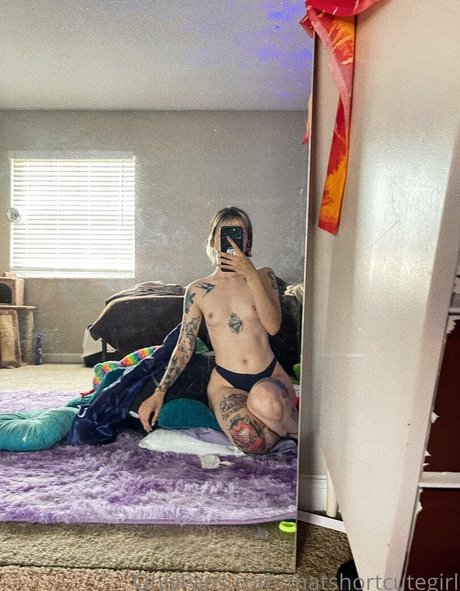 Nagie wyciekłe zdjęcie OnlyFans od Thatshortcutegirl