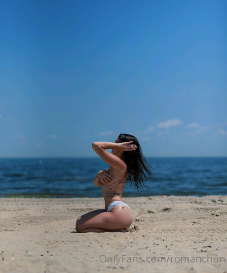 Nagie wyciekłe zdjęcie OnlyFans od Romanchun