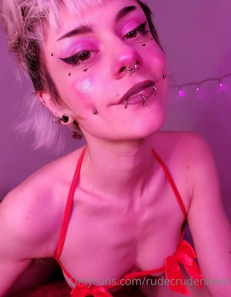 Nagie wyciekłe zdjęcie OnlyFans od Rudecrudenlewd