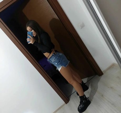 Nagie wyciekłe zdjęcie OnlyFans od Roxanasilvanasandu