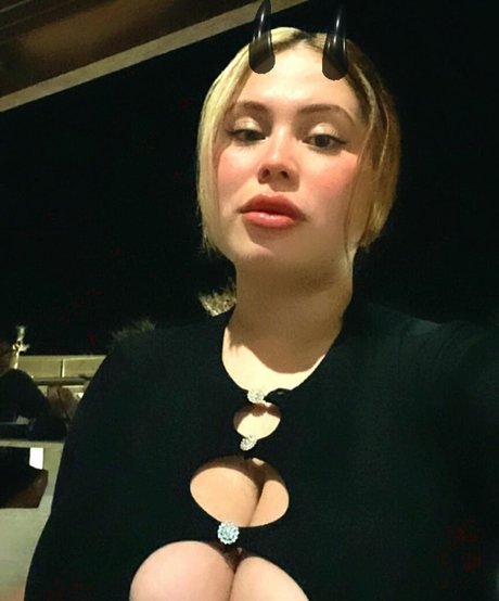 Nagie wyciekłe zdjęcie OnlyFans od Sheila L