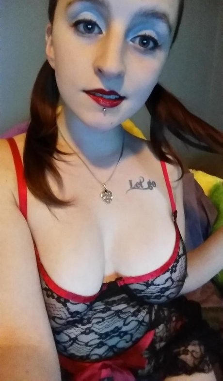Nagie wyciekłe zdjęcie OnlyFans od Somedrunkbish