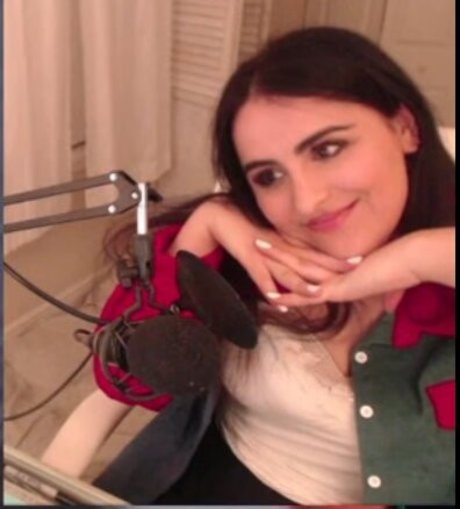 Nagie wyciekłe zdjęcie OnlyFans od Alliebeemac