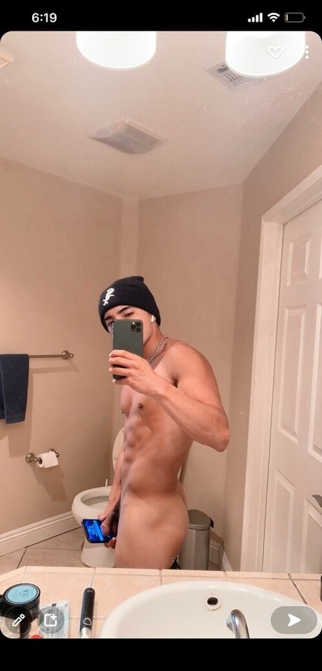 Nagie wyciekłe zdjęcie OnlyFans od Prettyboyaedan