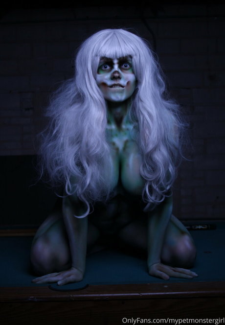 Nagie wyciekłe zdjęcie OnlyFans od Mypetmonstergirl