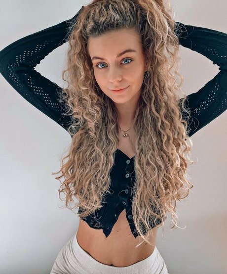 Nagie wyciekłe zdjęcie OnlyFans od Dalmalaluna
