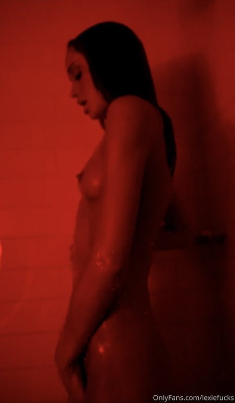 Nagie wyciekłe zdjęcie OnlyFans od Lexiefucks