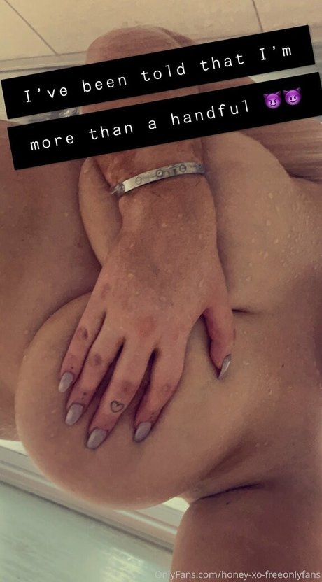 Nagie wyciekłe zdjęcie OnlyFans od Thrilllhoefree