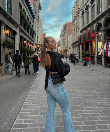 Nagie wyciekłe zdjęcie OnlyFans od Sabrina Romana