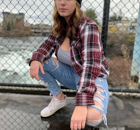 Nagie wyciekłe zdjęcie OnlyFans od Kenzie G
