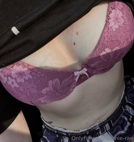 Nagie wyciekłe zdjęcie OnlyFans od Lanierae