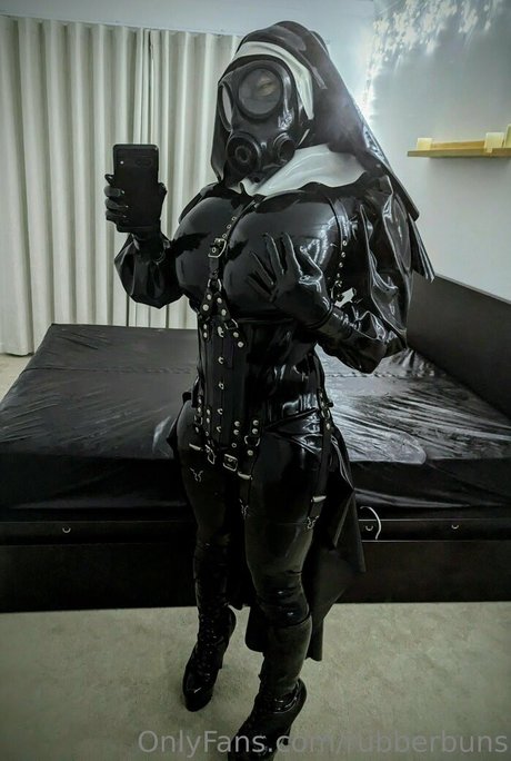 Nagie wyciekłe zdjęcie OnlyFans od Rubberbuns
