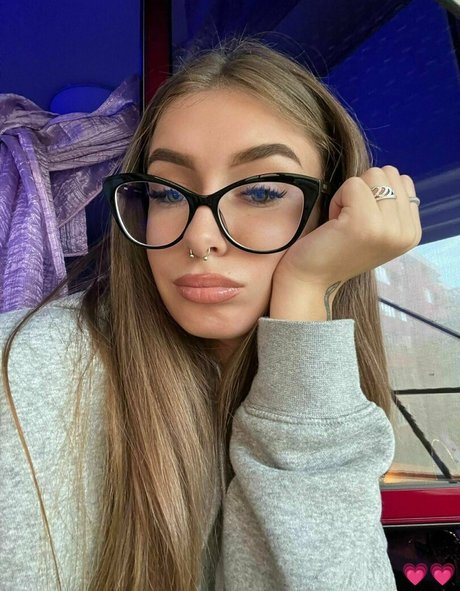 Nagie wyciekłe zdjęcie OnlyFans od Eliesposito