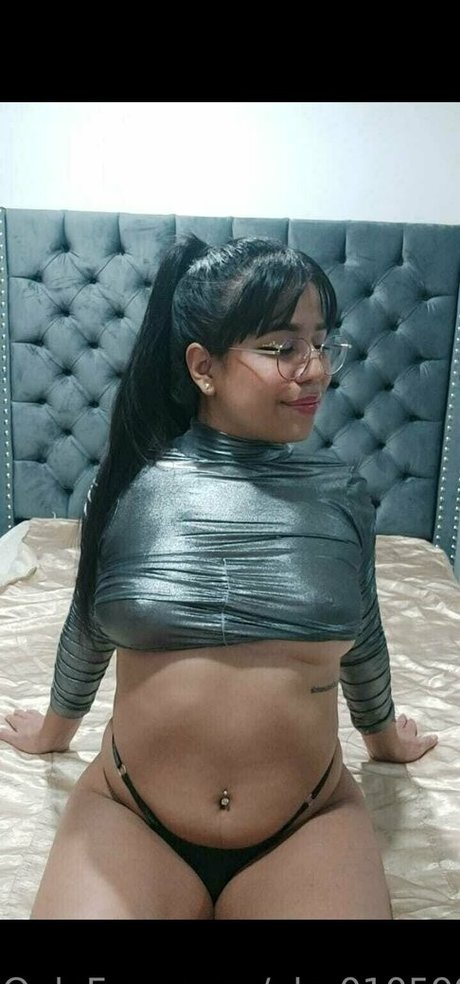 Nagie wyciekłe zdjęcie OnlyFans od Alm010599