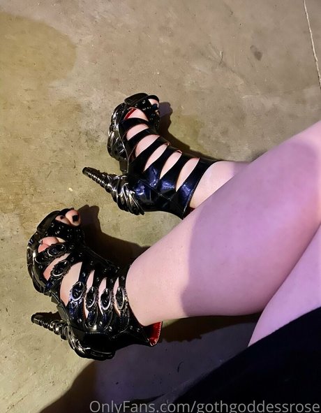 Nagie wyciekłe zdjęcie OnlyFans od Gothgoddessrose