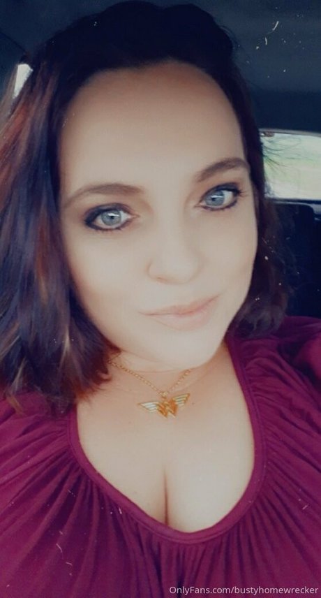 Nagie wyciekłe zdjęcie OnlyFans od Bustyhomewrecker