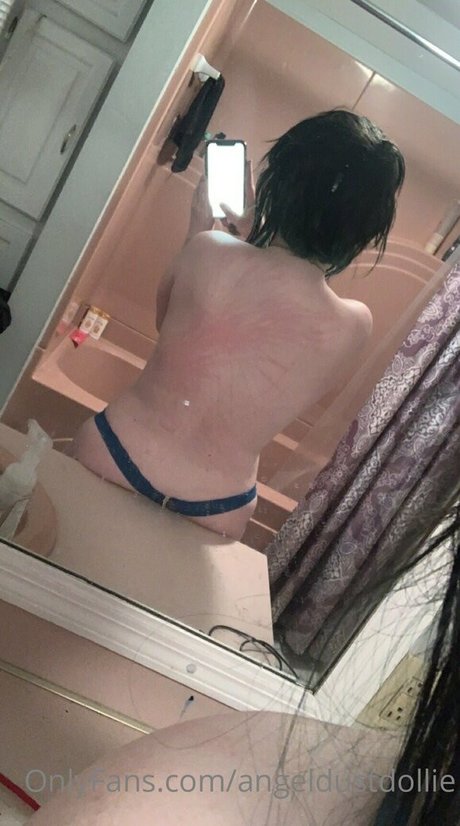 Nagie wyciekłe zdjęcie OnlyFans od Angeldustdollie