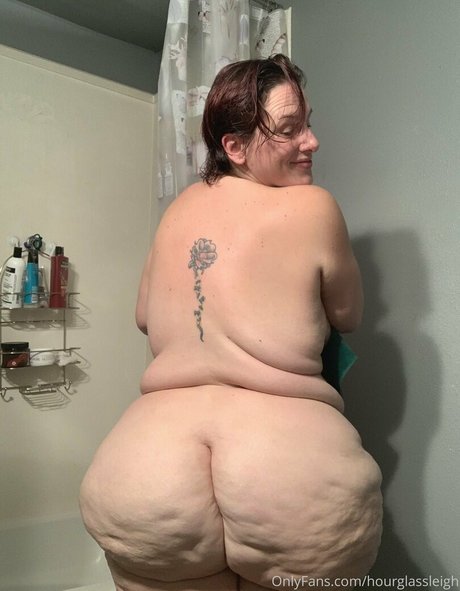 Nagie wyciekłe zdjęcie OnlyFans od Hourglassleigh