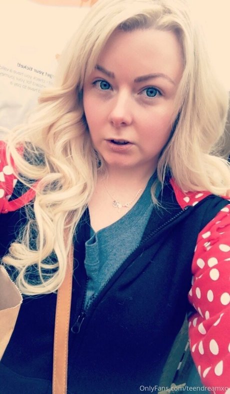 Nagie wyciekłe zdjęcie OnlyFans od Teendreamxo