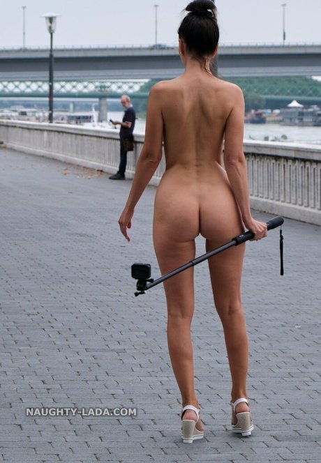 Nagie wyciekłe zdjęcie OnlyFans od Naughty Lada