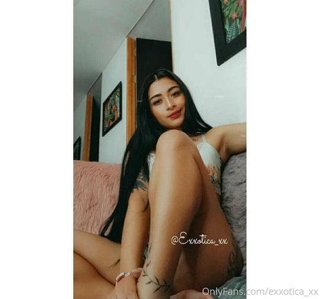 Nagie wyciekłe zdjęcie OnlyFans od Exxoticaxx