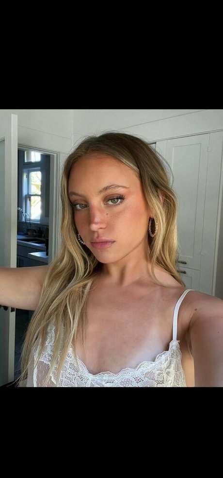 Nagie wyciekłe zdjęcie OnlyFans od Riley Hubatka