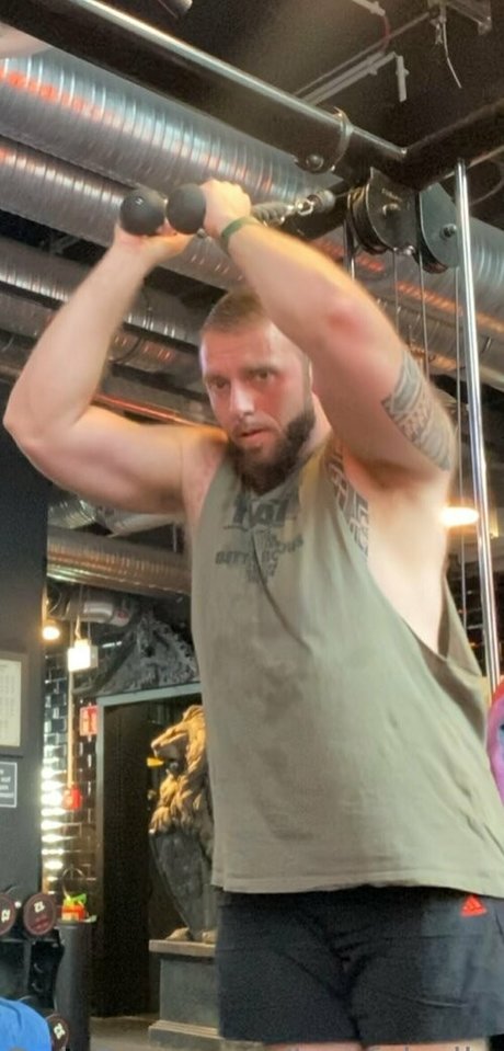 Nagie wyciekłe zdjęcie OnlyFans od Beefybullp