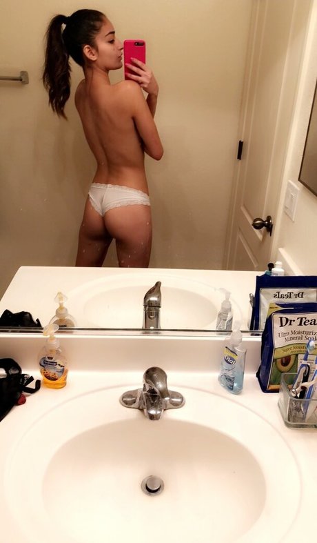 Emilywillisxxx