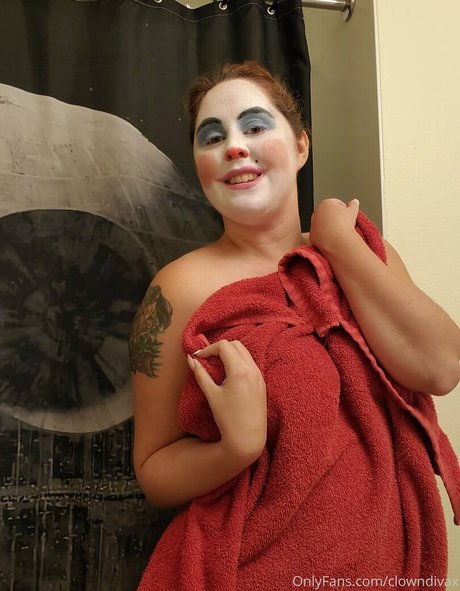 Nagie wyciekłe zdjęcie OnlyFans od Clowndivax