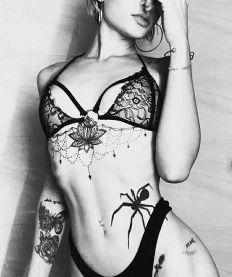 Nagie wyciekłe zdjęcie OnlyFans od Alejandra Barbie