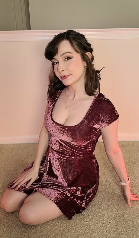 Nagie wyciekłe zdjęcie OnlyFans od Cherryvonfairyfree