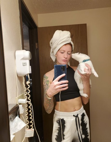 Nagie wyciekłe zdjęcie OnlyFans od Mikaylarainesfans