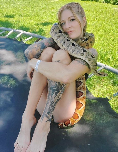 Mikaylarainesfans