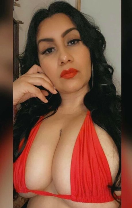 Nagie wyciekłe zdjęcie OnlyFans od Latinajane8
