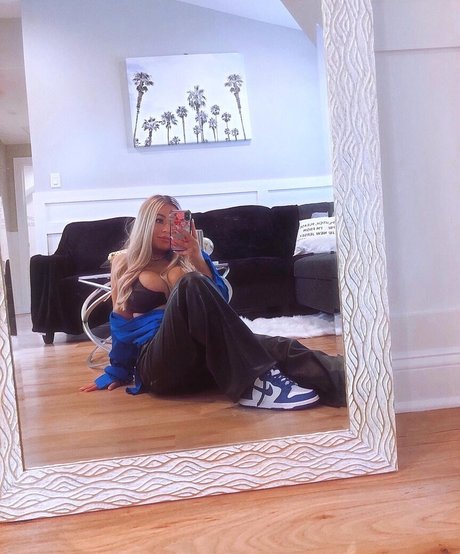 Nagie wyciekłe zdjęcie OnlyFans od Tatiana Gianacopoulos