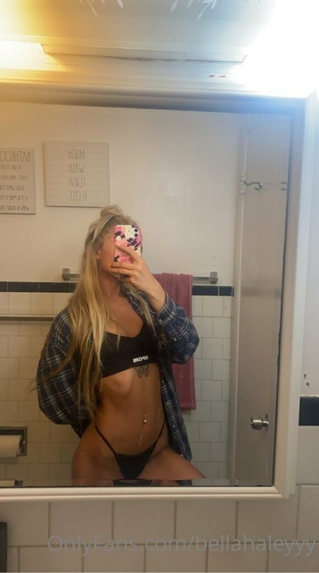 Nagie wyciekłe zdjęcie OnlyFans od Bellahaleyyy