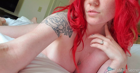 Nagie wyciekłe zdjęcie OnlyFans od Sara Mills
