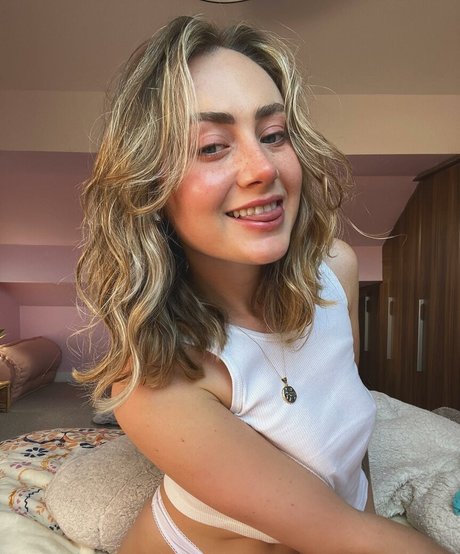 Nagie wyciekłe zdjęcie OnlyFans od Lanaivy
