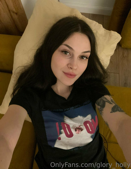 Nagie wyciekłe zdjęcie OnlyFans od Gloryholly