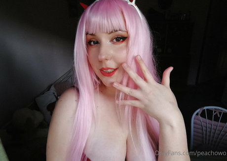Nagie wyciekłe zdjęcie OnlyFans od Peachowo