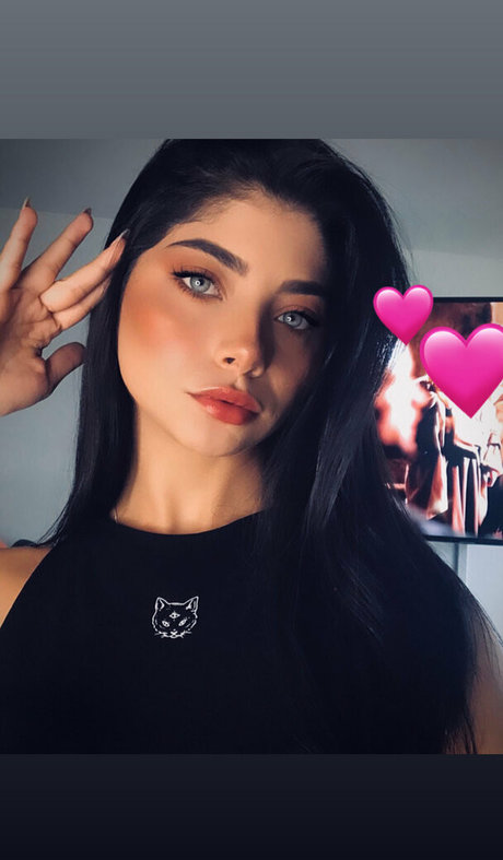 Nagie wyciekłe zdjęcie OnlyFans od Selena Kyle