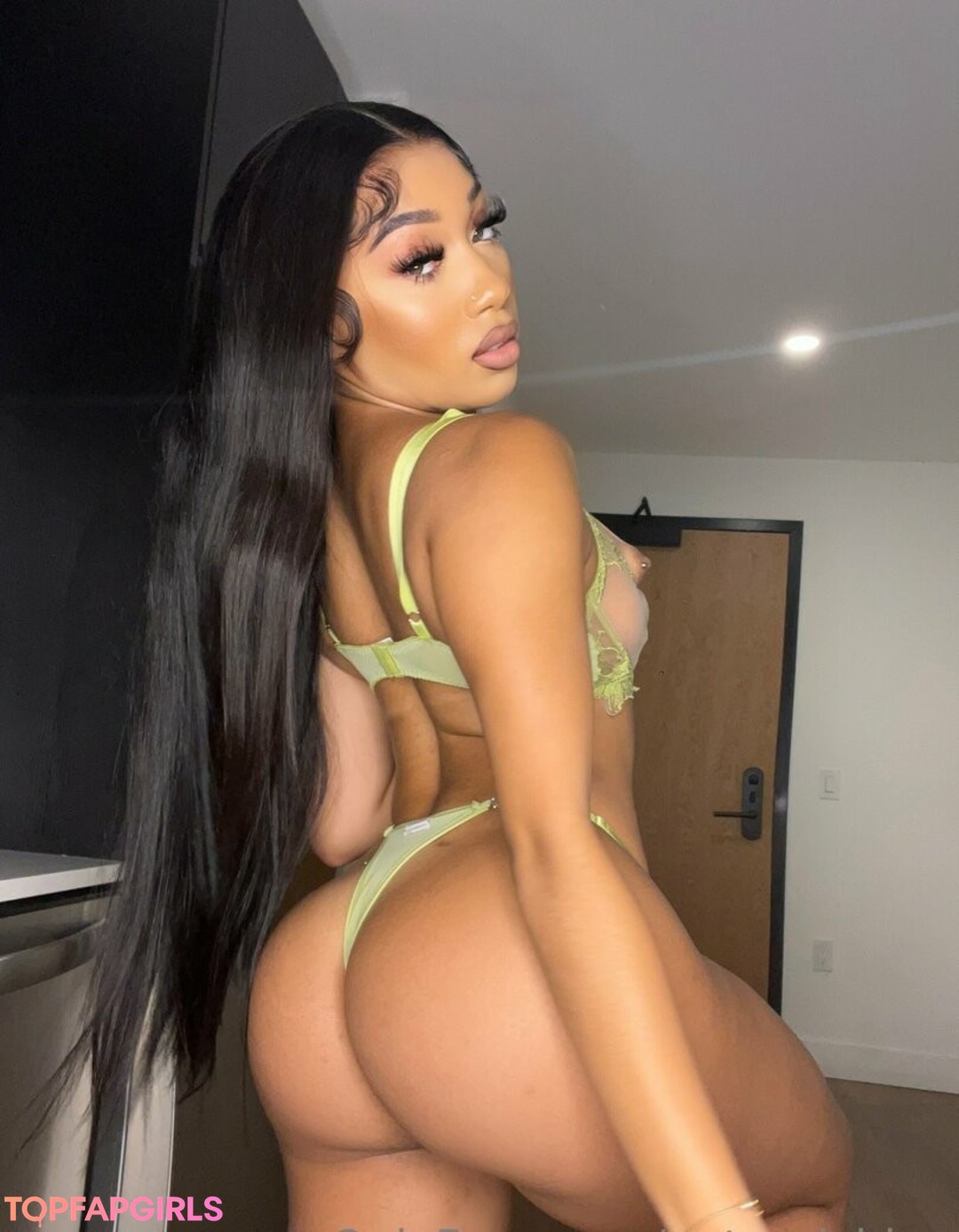 Nagie wyciekłe zdjęcie OnlyFans od Bubble Booty #1038