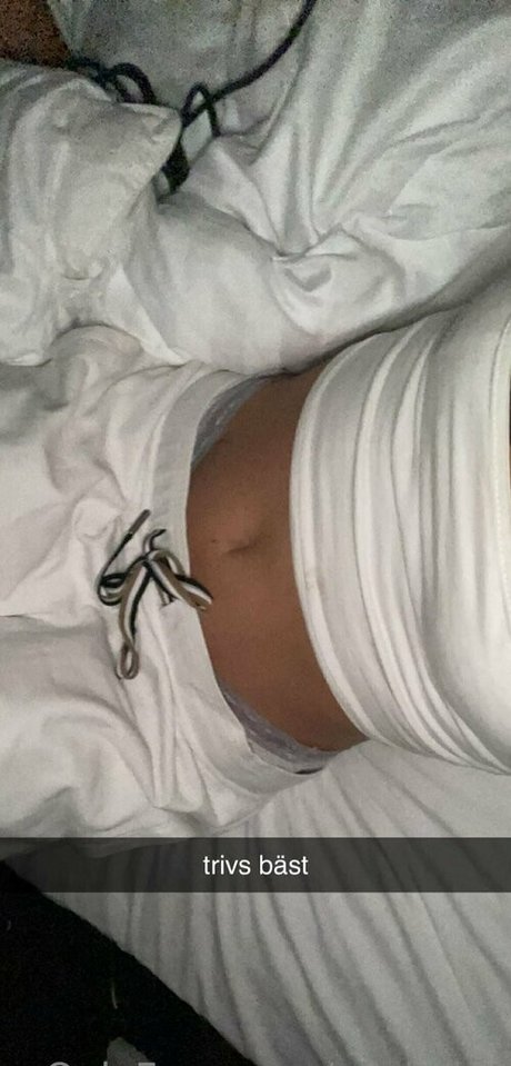 Nagie wyciekłe zdjęcie OnlyFans od Olivia Tollesson