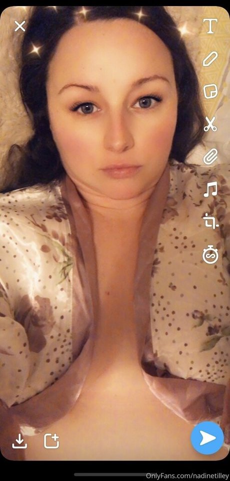 Nagie wyciekłe zdjęcie OnlyFans od Nadinetilley