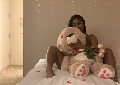 Therealchanellealicia